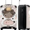 NoBoringSuitcases.com® Kinderkoffer - Trolley Op Wieltjes - Prinses - Hartjes - Kroon - Roze - Meisjes - Koffer Meisje - Past Binnen 55x40x20 Cm En 55x35x25 Cm - Reiskoffer - Fotokoffer -Bagage Kortingen Winkel 1000x1200 17