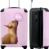 NoBoringSuitcases.com® Kinderkoffer - Hond - Dieren - Kauwgom - Roze - Kinderen - Trolley Kinderen - Past Binnen 55x40x20 Cm En 55x35x25 Cm - Reiskoffer Met Wielen - Koffertje -Bagage Kortingen Winkel 1000x1200 6
