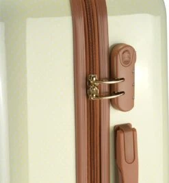 Princess Traveller Trendy Dots - Reiskoffer - Crème - M - 66cm 12 Princess Traveller Trendy Dots - Reiskoffer - Crème - M - 66cm -Bagage Kortingen Winkel 1112x1200 1