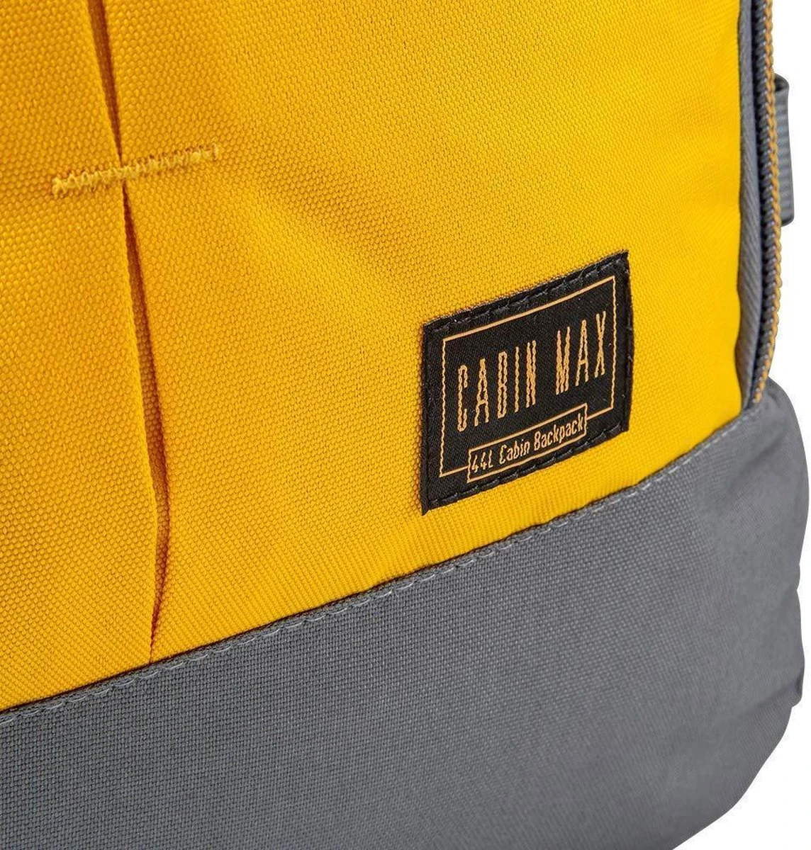 CabinMax Metz Reistas– Handbagage 44L- Rugzak – Schooltas - Backpack 55x40x20cm – Lichtgewicht - Vintage Geel (MZ V-YW) 6 CabinMax Metz Reistas– Handbagage 44L- Rugzak – Schooltas - Backpack 55x40x20cm – Lichtgewicht - Vintage Geel (MZ V-YW) - Afbeelding 4