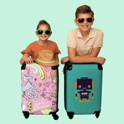 NoBoringSuitcases.com® Koffer - Roze - Eenhoorn - Skateboard - Tekening - Past Binnen 55x40x20 Cm En 55x35x25 Cm - Handbagage - Trolley - Fotokoffer - Cabin Size - Print -Bagage Kortingen Winkel 1200x1200 1011