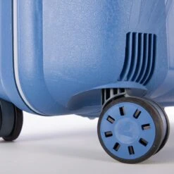 Roncato Light 4 Wiel Trolley 68 Avio Blue -Bagage Kortingen Winkel 1200x1200 1466