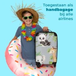 NoBoringSuitcases.com® Koffer - Jungle - Panda - Olifant - Giraffe - Kinderen - Past Binnen 55x40x20 Cm En 55x35x25 Cm - Handbagage - Trolley - Fotokoffer - Cabin Size - Print -Bagage Kortingen Winkel 1200x1200 1845