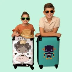 NoBoringSuitcases.com® Kinderkoffer - Trolley Op Wieltjes - Prinses - Hartjes - Kroon - Roze - Meisjes - Koffer Meisje - Past Binnen 55x40x20 Cm En 55x35x25 Cm - Reiskoffer - Fotokoffer -Bagage Kortingen Winkel 1200x1200 1866