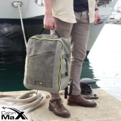 CabinMax Manhatten Reistas– Handbagage 30L - Rugzak – Backpack - 45x36x20cm – Lichtgewicht - Zwart -Bagage Kortingen Winkel 1200x1200 1917