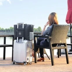 Merkloos Duurzame Reistas Voor Weekendjes Weg - Waterdicht - Met Handige Insteekvakken - Zwart 15 Merkloos Duurzame Reistas Voor Weekendjes Weg - Waterdicht - Met Handige Insteekvakken - Zwart -Bagage Kortingen Winkel 1200x1200 1940