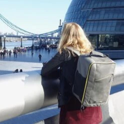 CabinMax Manhatten – Handbagage 20L – Rugzak – Schooltas - 40x20x25 Cm – Compact Reistas – Lichtgewicht – Grijs/Geel 14 CabinMax Manhatten – Handbagage 20L – Rugzak – Schooltas - 40x20x25 Cm – Compact Reistas – Lichtgewicht – Grijs/Geel -Bagage Kortingen Winkel 1200x1200 1993