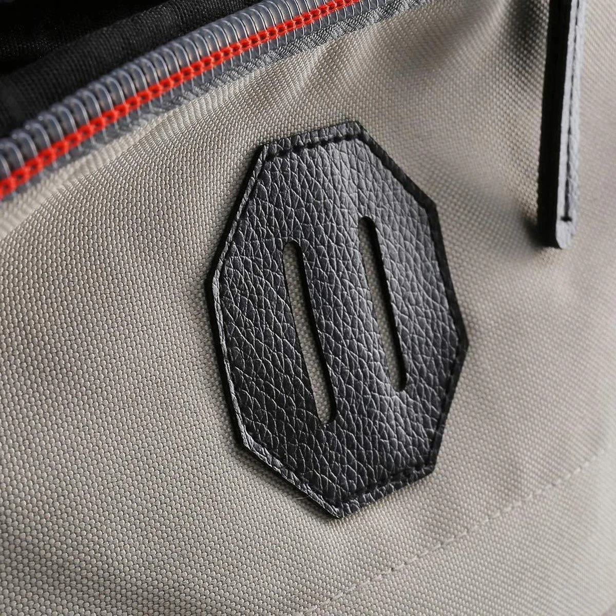 CabinMax Metz Reistas– Handbagage 44L- Rugzak – Schooltas - Backpack 55x40x20cm – Lichtgewicht - Vintage Grijs (MZ V-GY) 10 CabinMax Metz Reistas– Handbagage 44L- Rugzak – Schooltas - Backpack 55x40x20cm – Lichtgewicht - Vintage Grijs (MZ V-GY) - Afbeelding 8