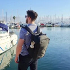 CabinMax Manhatten XL – Handbagage 20L – Rugzak Met USB Poort– Schooltas - 40x20x25 Cm – Compact Reistas – Lichtgewicht – Grijs/Zwart -Bagage Kortingen Winkel 1200x1200 2279