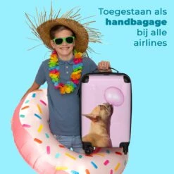 NoBoringSuitcases.com® Kinderkoffer - Hond - Dieren - Kauwgom - Roze - Kinderen - Trolley Kinderen - Past Binnen 55x40x20 Cm En 55x35x25 Cm - Reiskoffer Met Wielen - Koffertje -Bagage Kortingen Winkel 1200x1200 811