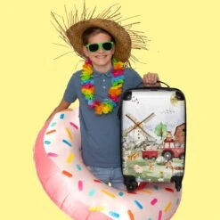 NoBoringSuitcases.com® Koffer - Boerderij - Dieren - Trekker - Jongens - Past Binnen 55x40x20 Cm En 55x35x25 Cm - Handbagage - Trolley - Fotokoffer - Cabin Size - Print -Bagage Kortingen Winkel 1200x1200 987