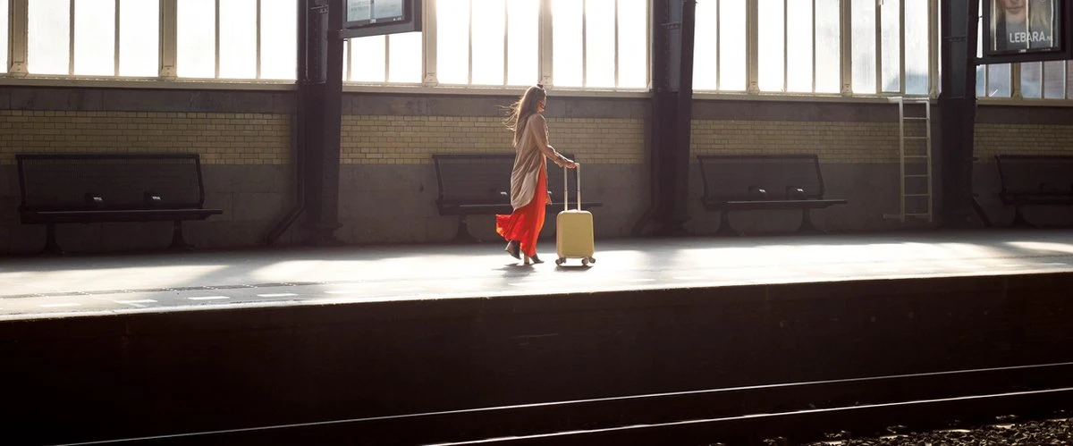 Decent Star Maxx Handbagage Koffer - 55 Cm - TSA Slot - Pastel Geel 15 Decent Star Maxx Handbagage Koffer - 55 Cm - TSA Slot - Pastel Geel - Afbeelding 13