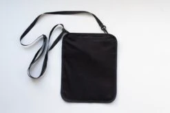 Groene Berg Nektasje - Reistas - Paspoorthouder Met RFID Blokkering - Reisportemonnee - Zwart -Bagage Kortingen Winkel 1200x800 106