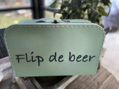 Merkloos Koffertje Karton Groen Maat L Met Eigen Opdruk - Met Naam -Bagage Kortingen Winkel 1200x899 2