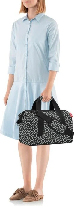 Reisenthel Allrounder M Reistas Sporttas - 18L - Signature Black Zwart 12 Reisenthel Allrounder M Reistas Sporttas - 18L - Signature Black Zwart -Bagage Kortingen Winkel 435x1200 9