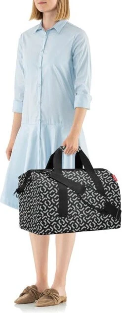 Reisenthel Allrounder L Reistas Sporttas - 30L - Signature Black Zwart -Bagage Kortingen Winkel 469x1200 4