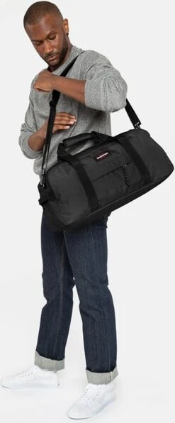 Eastpak STAND + Reistas, 34 Liter - Black -Bagage Kortingen Winkel 497x1200 4