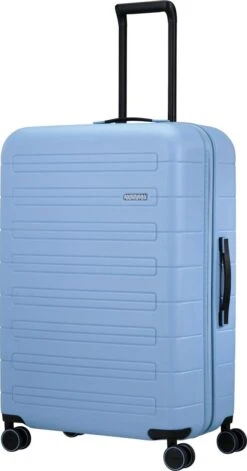 American Tourister Reiskoffer - Novastream Spinner 77/28 Tsa Exp (Large) Pastel Blue -Bagage Kortingen Winkel 629x1200 1