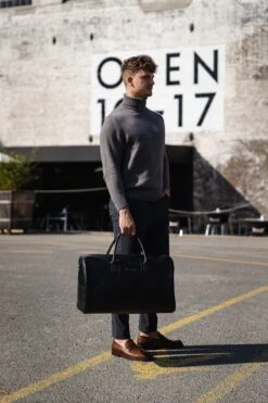 NEGOTIA Delta - Leren Weekendtas - Leren Reistas - Duffel Bag - 100% Luxe Top-Grain Leer - Zwart -Bagage Kortingen Winkel 800x1200 191