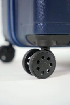 ©TROLLEYZ - Amsterdam No.9 - Reiskoffer 78cm Met TSA Slot - Dubbele Wielen - 360° Spinners - 100% ABS - Reiskoffer In Ocean Blue 14 ©TROLLEYZ - Amsterdam No.9 - Reiskoffer 78cm Met TSA Slot - Dubbele Wielen - 360° Spinners - 100% ABS - Reiskoffer In Ocean Blue -Bagage Kortingen Winkel 801x1200 12